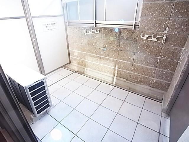 ＫＴＧ　ＲＥＳＩＤＥＮＣＥ　芦屋西（101） バルコニー
