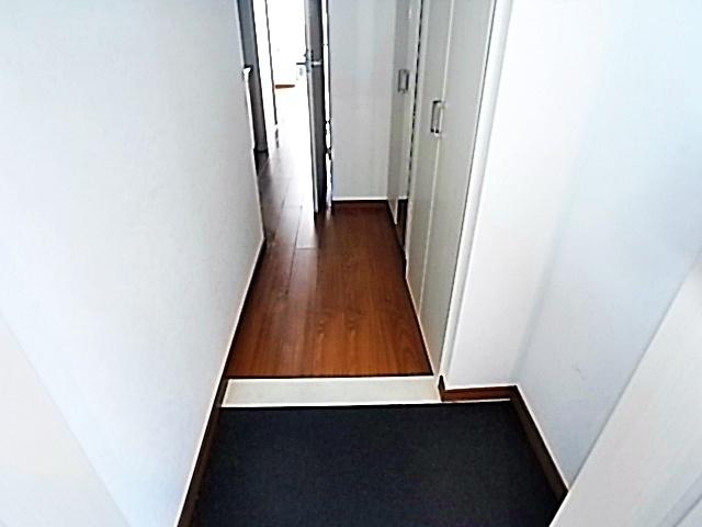 ＫＴＧ　ＲＥＳＩＤＥＮＣＥ　芦屋西（101） 玄関