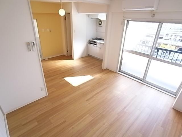神戸市中央区割塚通マンション リビング