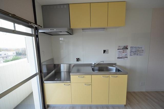 ロイヤルマンション１号棟（407） キッチン