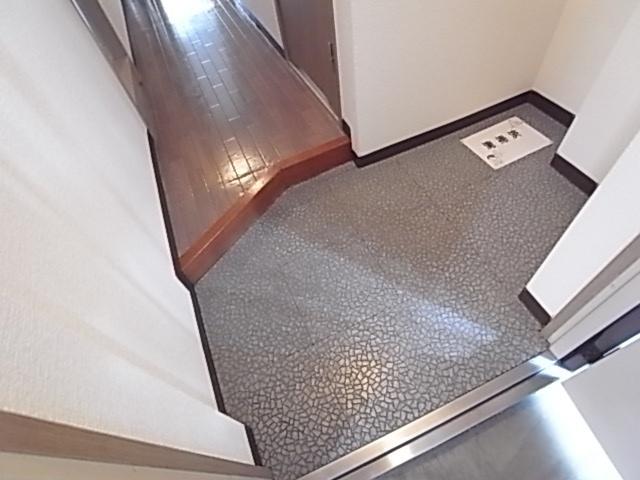 神戸市灘区森後町マンション 玄関