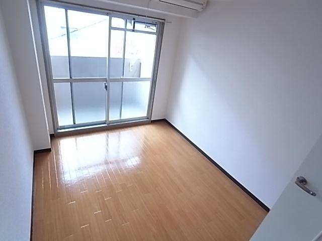 神戸市灘区森後町マンション リビング