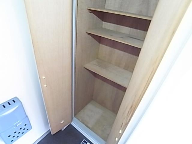 神戸市灘区岩屋北町マンション 収納