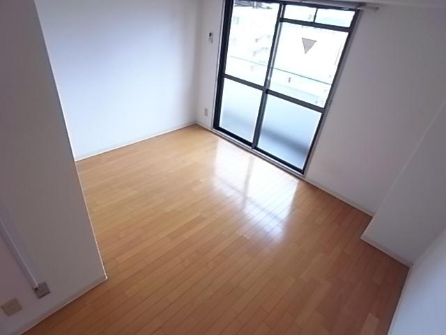 神戸市灘区岩屋北町マンション リビング