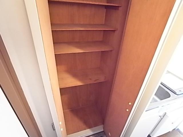 神戸市灘区岩屋北町マンション 収納