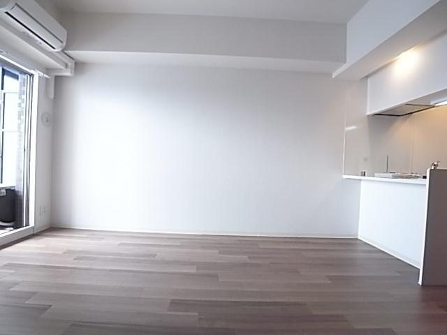 神戸市中央区国香通マンション リビング