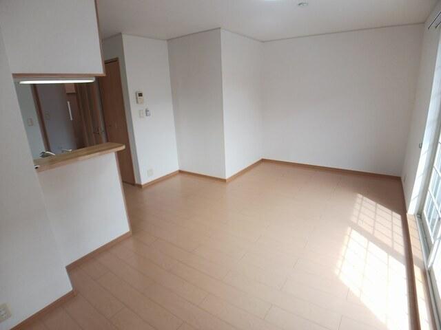 サニーヒル藤原台（105） 室内