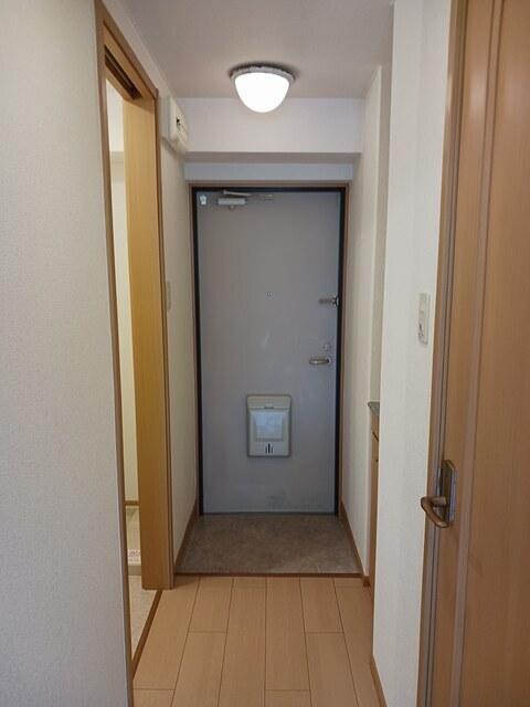 アルヴェアーレ（310） 玄関