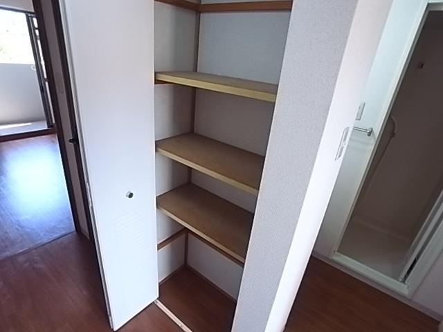 レシェンテ六甲（305） 収納