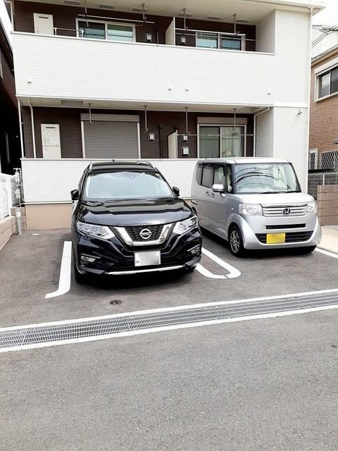 Ｔ’ｓキューブツー（202） 駐車場