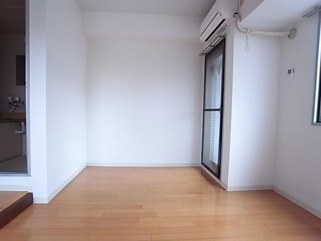 神戸市灘区岩屋北町マンション リビング