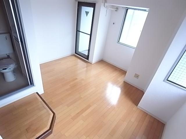 神戸市灘区岩屋北町マンション リビング
