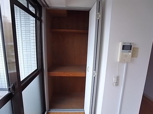 神戸市灘区岩屋北町マンション 収納