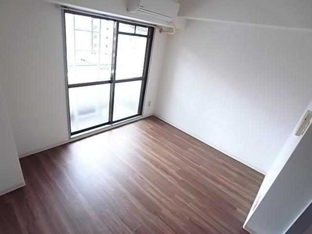 神戸市灘区岩屋北町マンション リビング
