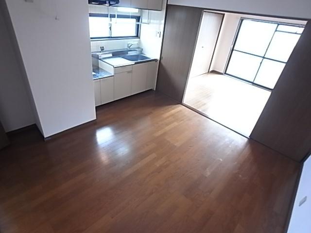 神戸市灘区篠原南町マンション リビング