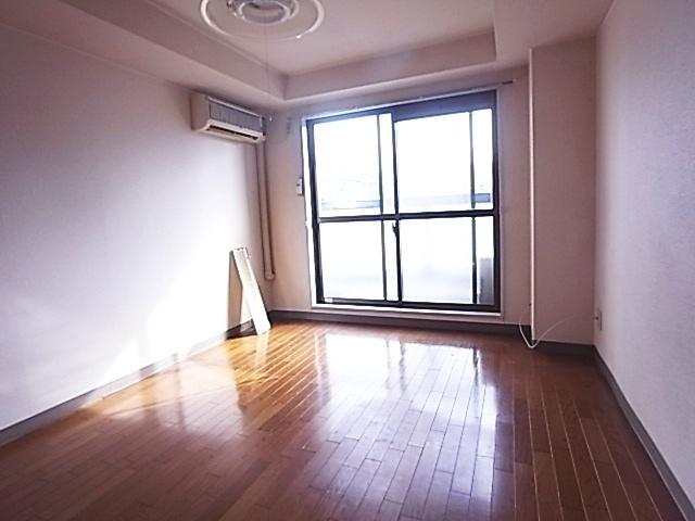 神戸市灘区岩屋中町アパート リビング