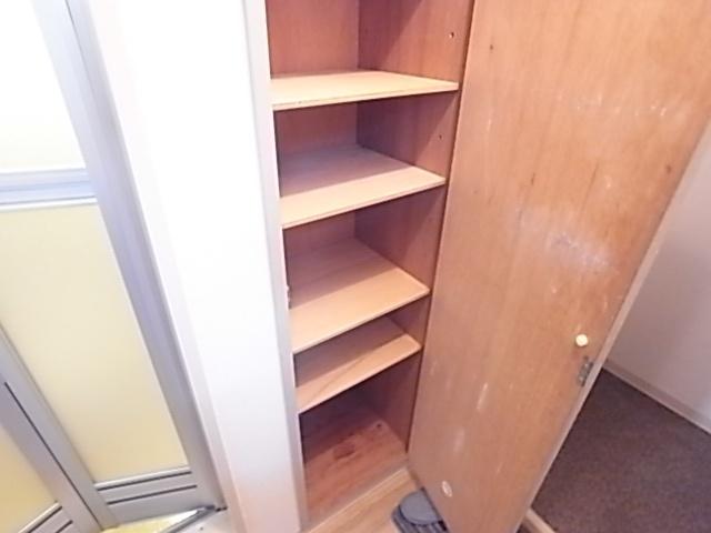 神戸市灘区岩屋北町マンション 収納