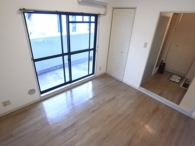 神戸市灘区岩屋北町マンション リビング