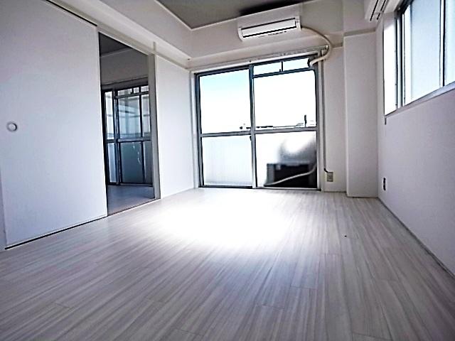 カァーサ六甲（501） 部屋画像