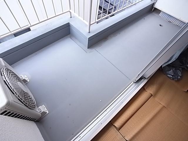 神戸市灘区岸地通マンション バルコニー