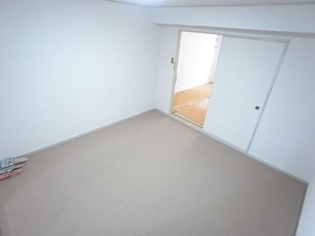 神戸市灘区岸地通マンション リビング