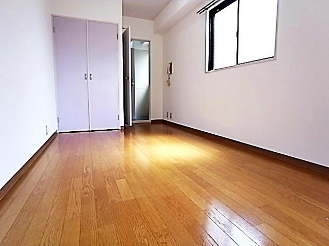 神戸市灘区城内通マンション リビング