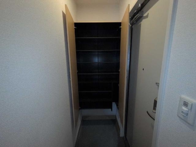 アクシス西宮北口（101） 玄関