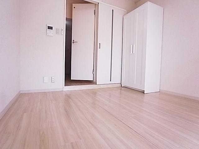 シャルムメゾン深江（204） リビング