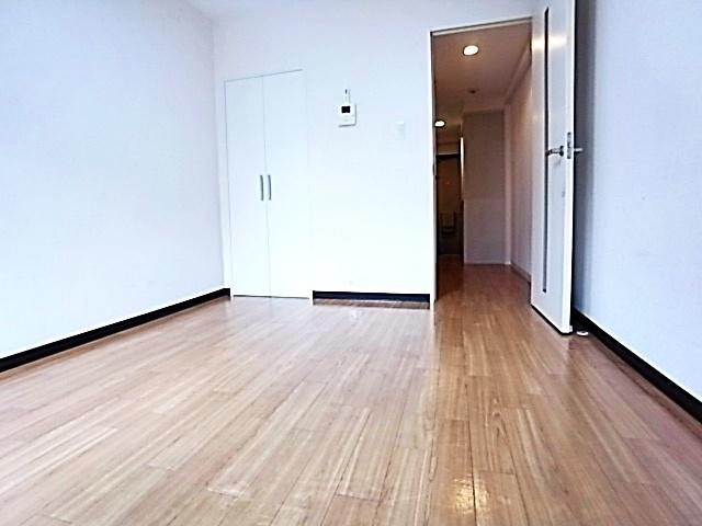 ハッピーコート甲南山手（303） リビング