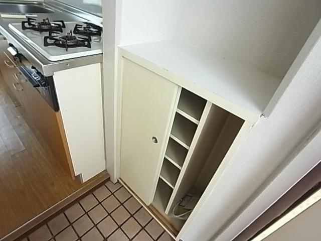 六甲アサヒ（401） 収納