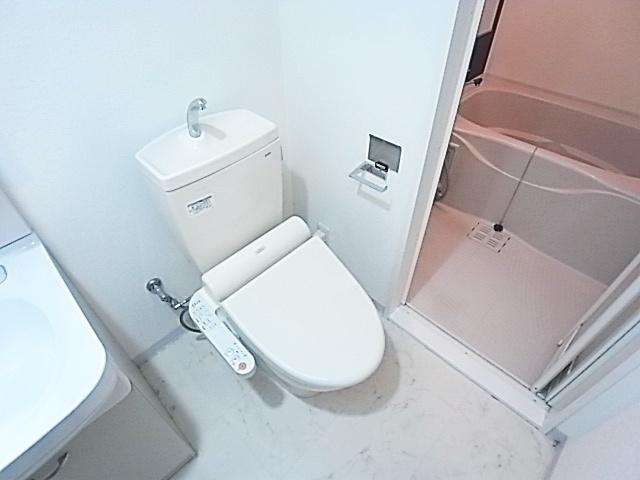ＫＴＧ　ＲＥＳＩＤＥＮＣＥ　芦屋西（304） トイレ