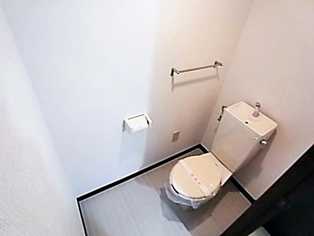 ハイネス岡本（101） トイレ