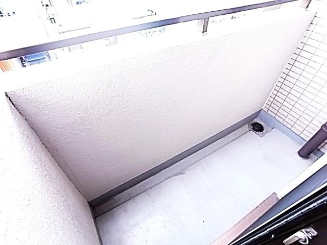 アゼリア六甲（402） バルコニー