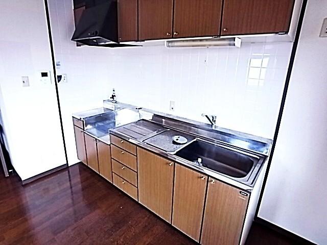 アゼリア六甲（402） キッチン