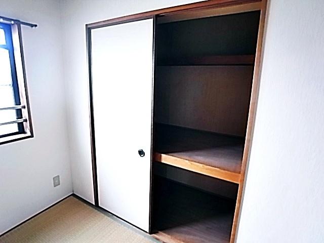 アゼリア六甲（402） 収納