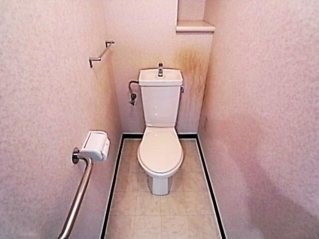 アゼリア六甲（402） トイレ