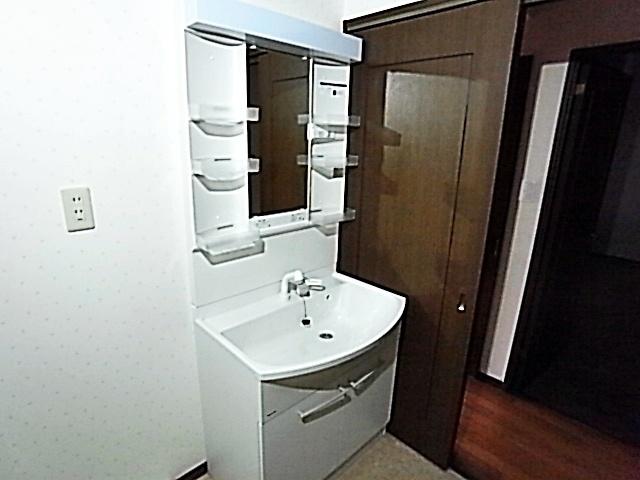 ビエント六甲Ⅱ（102） 洗面