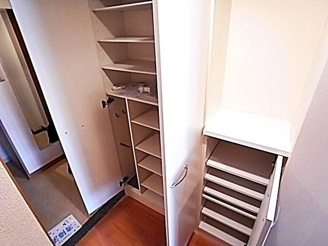 プレサンス神戸駅前グランツ（1101） 収納