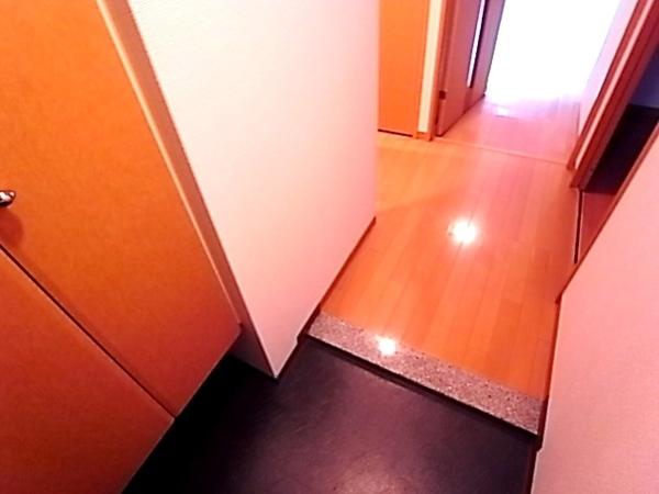 アバンセ六甲パートⅥ（303） 玄関