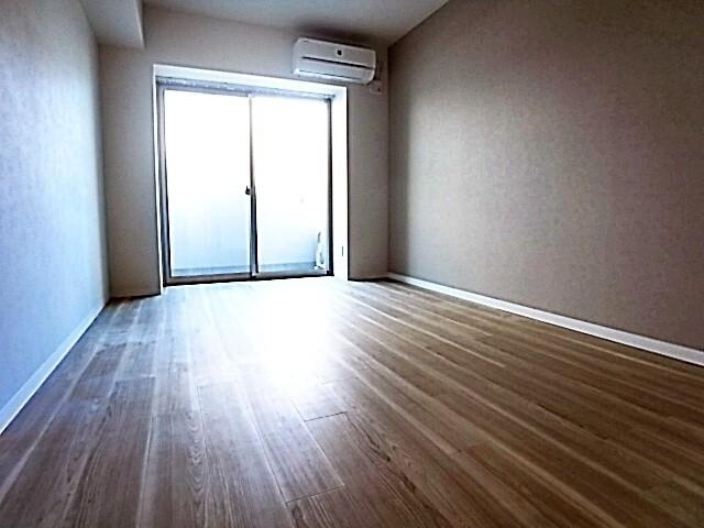 ＤーＳｑｕａｒｅ深江本町（403） リビング