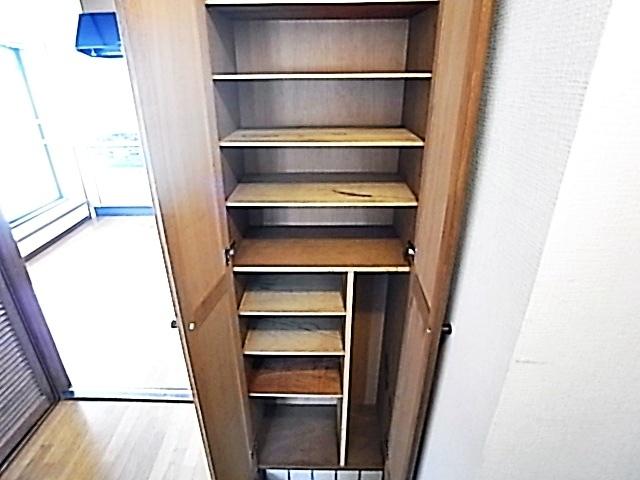 サンヴェール青谷（303） 収納