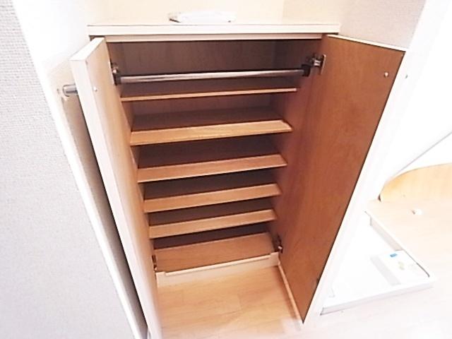 神戸市灘区千旦通マンション 収納
