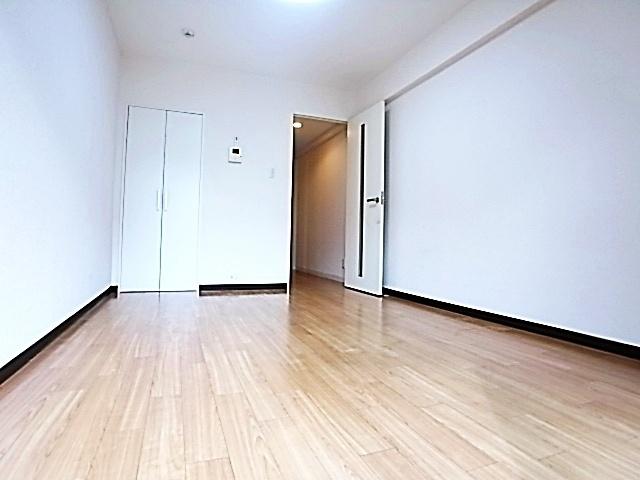 ハッピーコート甲南山手（303） リビング