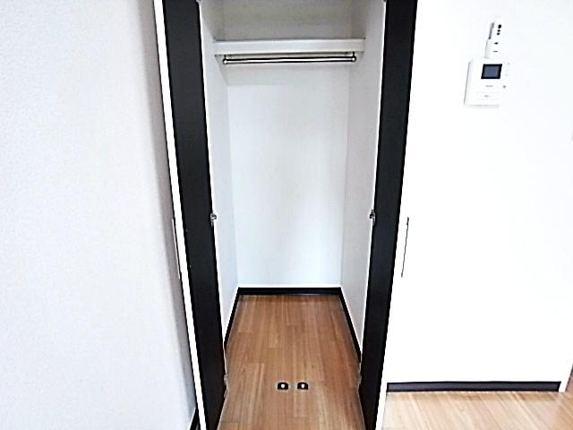 ハッピーコート甲南山手（303） 収納