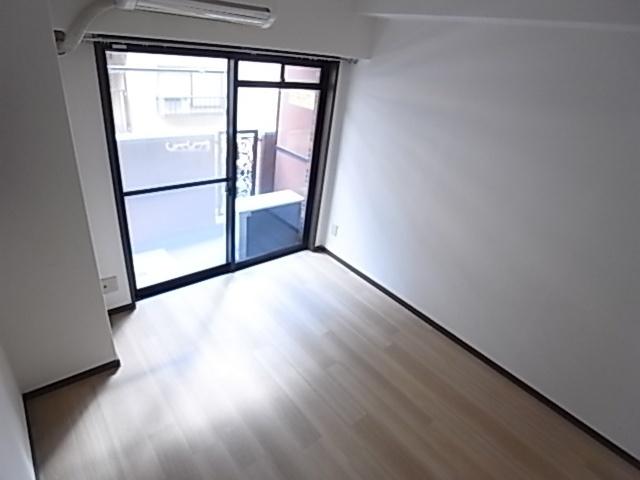 神戸市灘区福住通マンション リビング