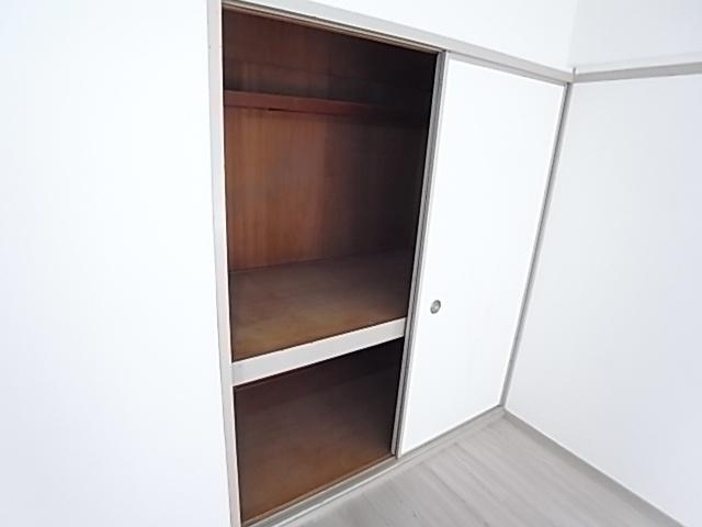 メゾン琵琶（3B） 収納