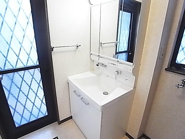 下河原通２丁目戸建て（1） 洗面