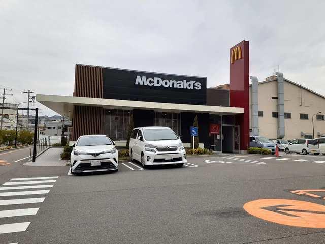 マクドナルド２号線須磨店：765m