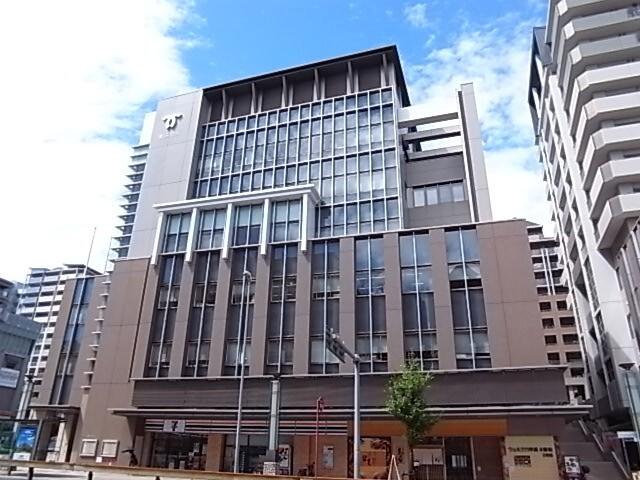 神戸市灘区役所：1289m