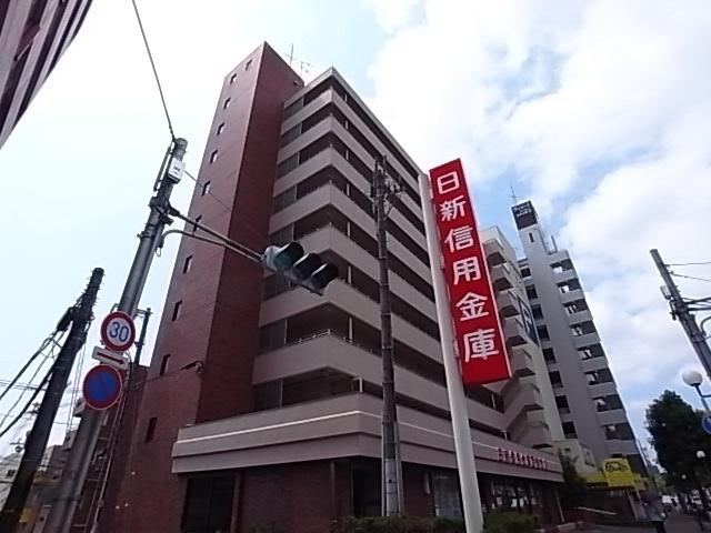 日新信用金庫西灘支店：528m